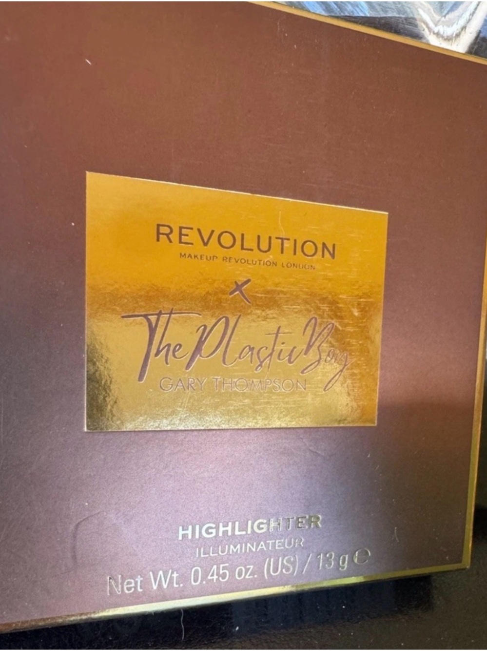 Revolution Makeup Bundle W/ Clear Makeup Case-Concealer/Highlighter/Cream - Picture 2 of 14
